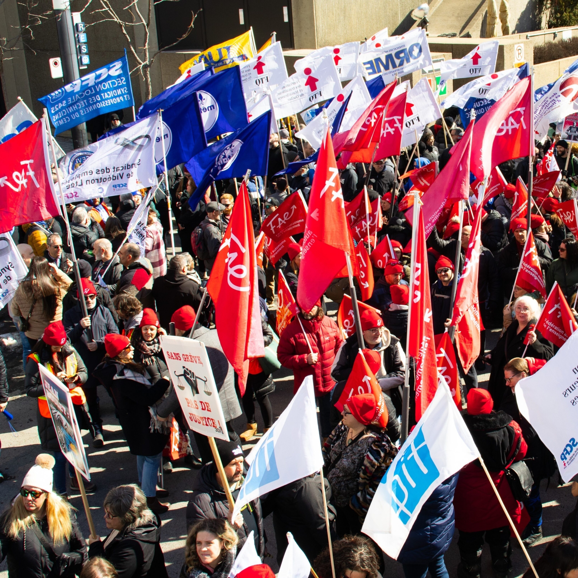 Mob 14 mars 02
